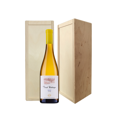 Bononia Estate First Vintage Ризлинг в масивна дървена кутия Promo Pack